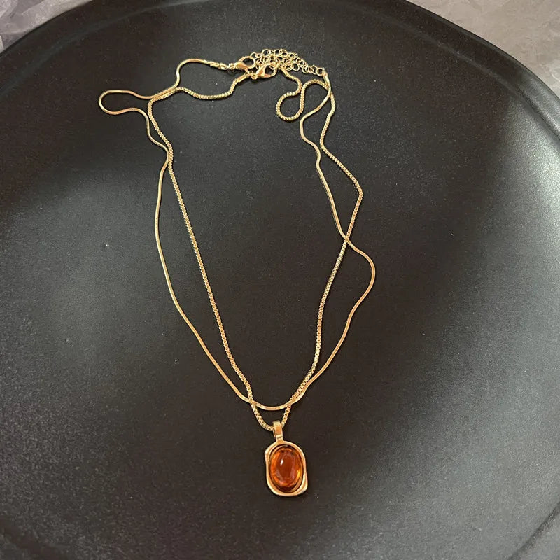 Vintage Brown Natural Stone Pendant Necklace for Women Fashion Geometric Long Leather Rope Necklace Sweater Chain Jewelry Gifts