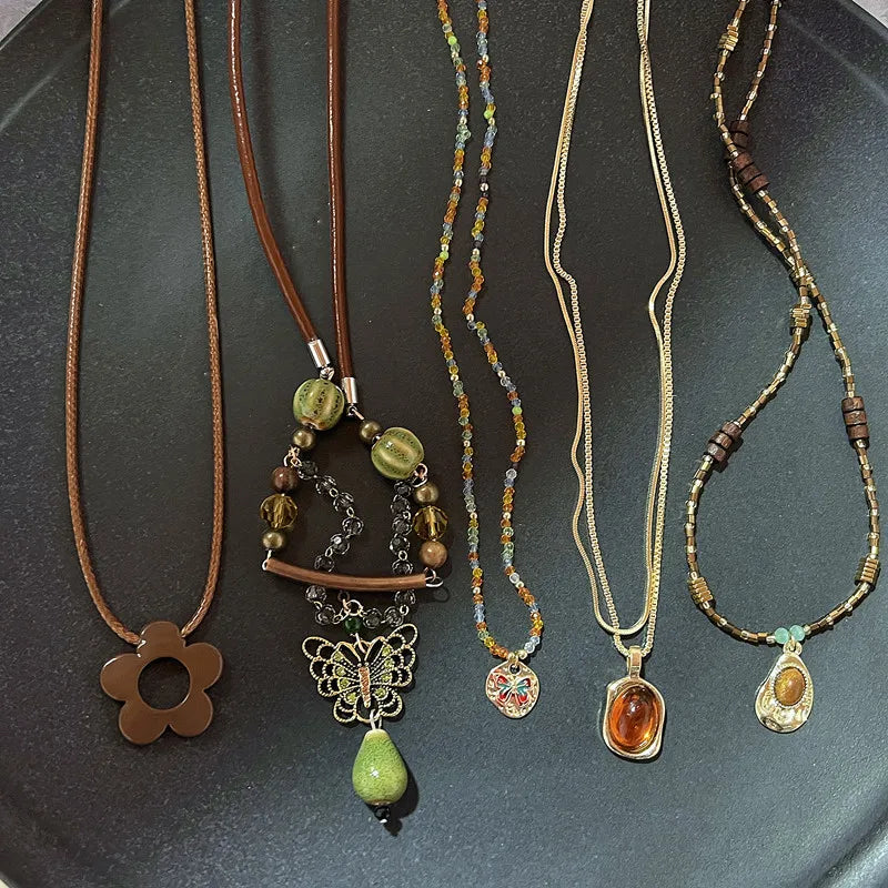 Vintage Brown Natural Stone Pendant Necklace for Women Fashion Geometric Long Leather Rope Necklace Sweater Chain Jewelry Gifts